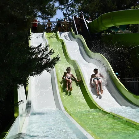 Campsite Mobil Ile De Loisirs De *